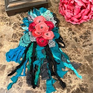 The Classy Quill Flower Pin Brooch